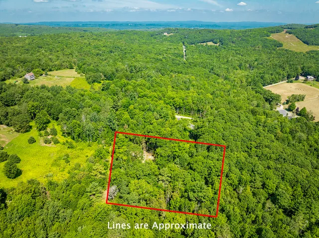 $100,000 | 16 Fosters Way, Hope, ME 04847