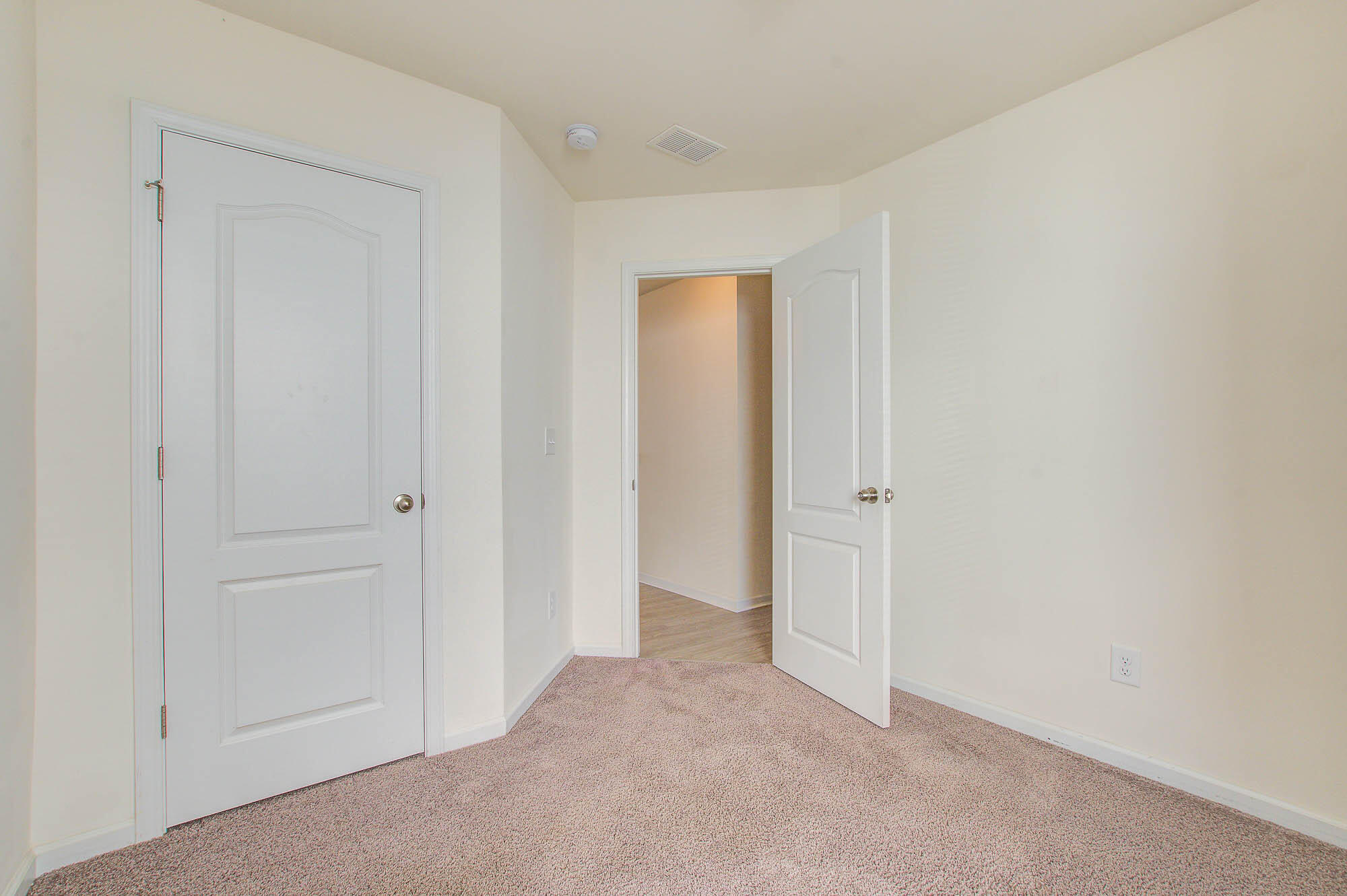 183 Brittondale Road Summerville, SC 29485 - Photo 14 of 20 183 (16)