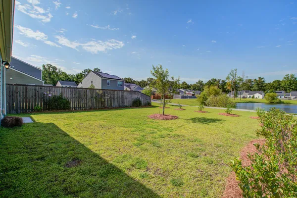$1,995 | 183 Brittondale Road, Summerville, SC 29485
