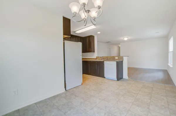 $1,995 | 183 Brittondale Road, Summerville, SC 29485