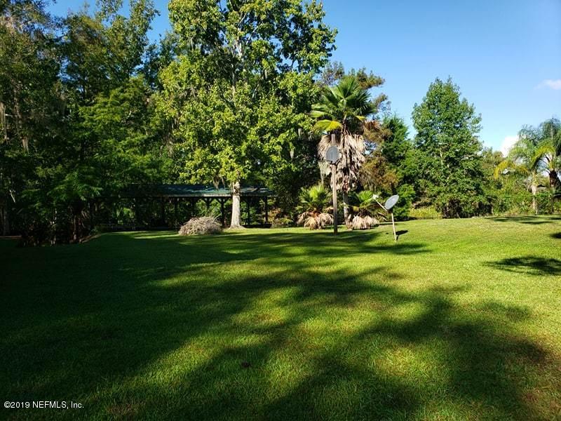 419 Marina Road Satsuma, FL 32189 - Photo 7 of 18