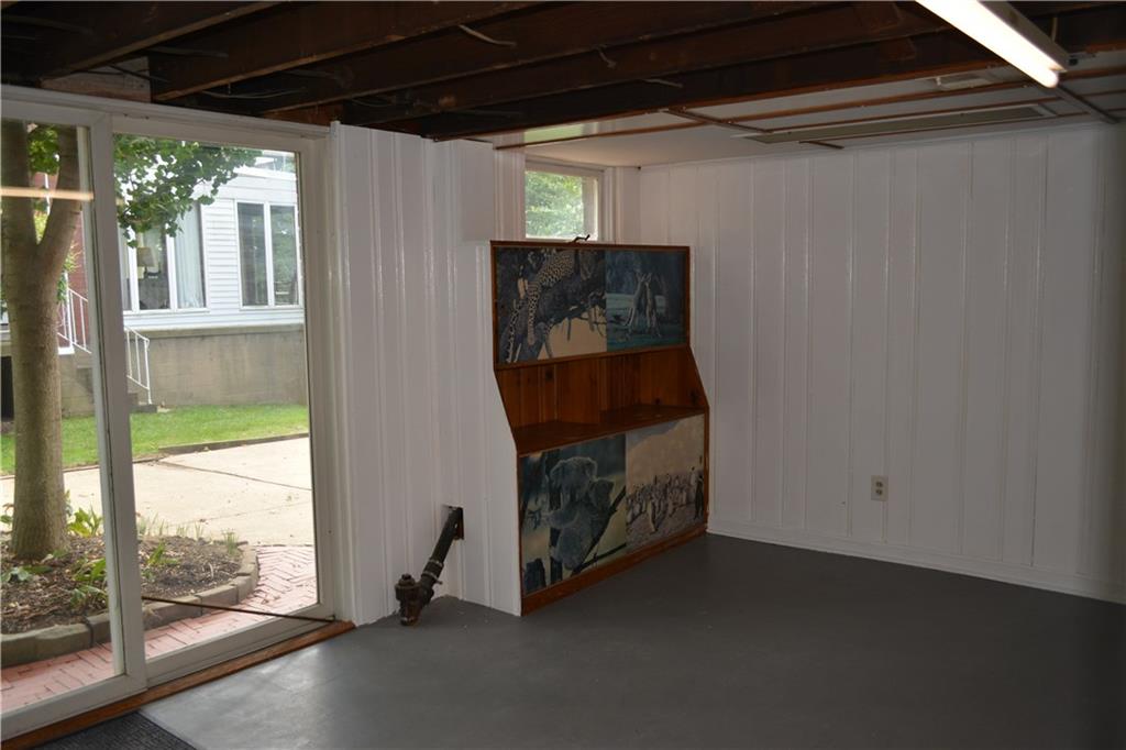 323 Churchill Road Churchill, PA 15235 - Photo 13 of 25 Gallery Image 13