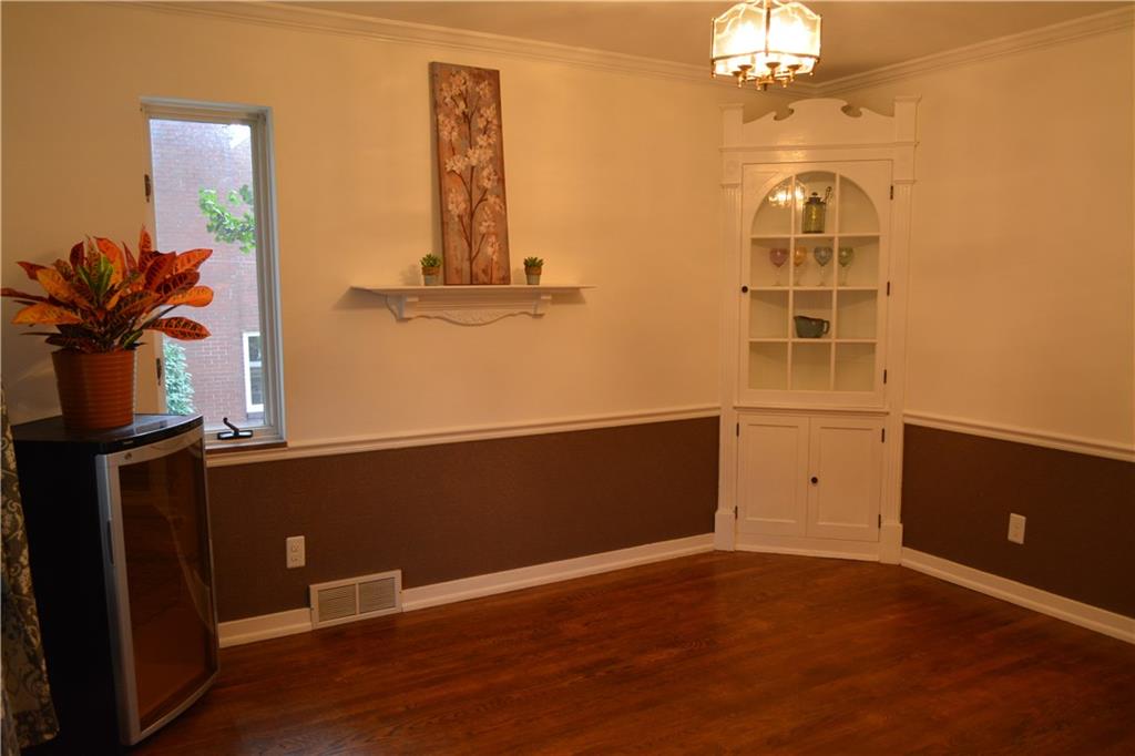 323 Churchill Road Churchill, PA 15235 - Photo 14 of 25 Gallery Image 14