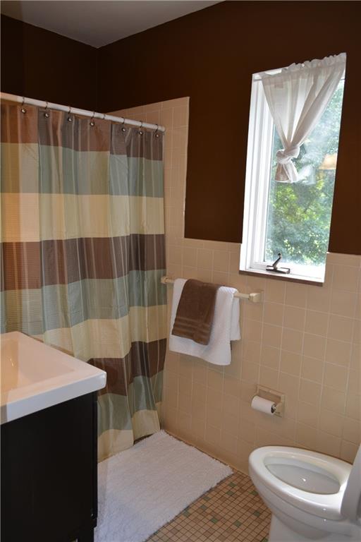 323 Churchill Road Churchill, PA 15235 - Photo 19 of 25 Gallery Image 19
