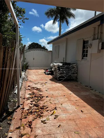 $1,750 | 12455 Southwest 185th Terrace, Unit 2, Miami, FL 33177