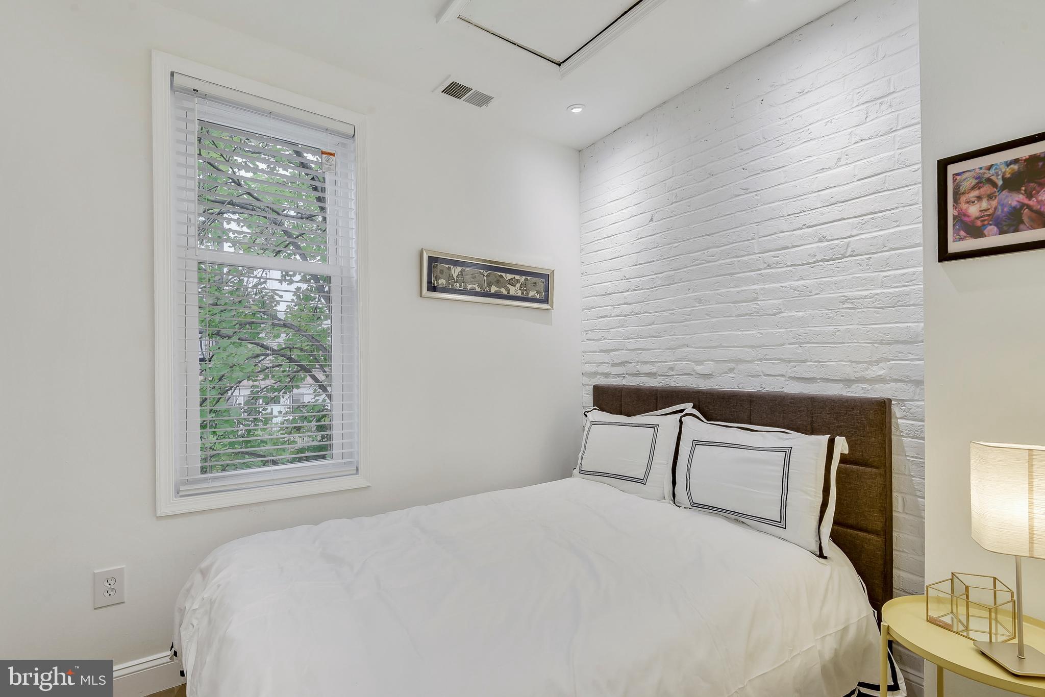 202 F Street Northeast Washington, DC 20002 - Photo 12 of 31 Gallery Image 12