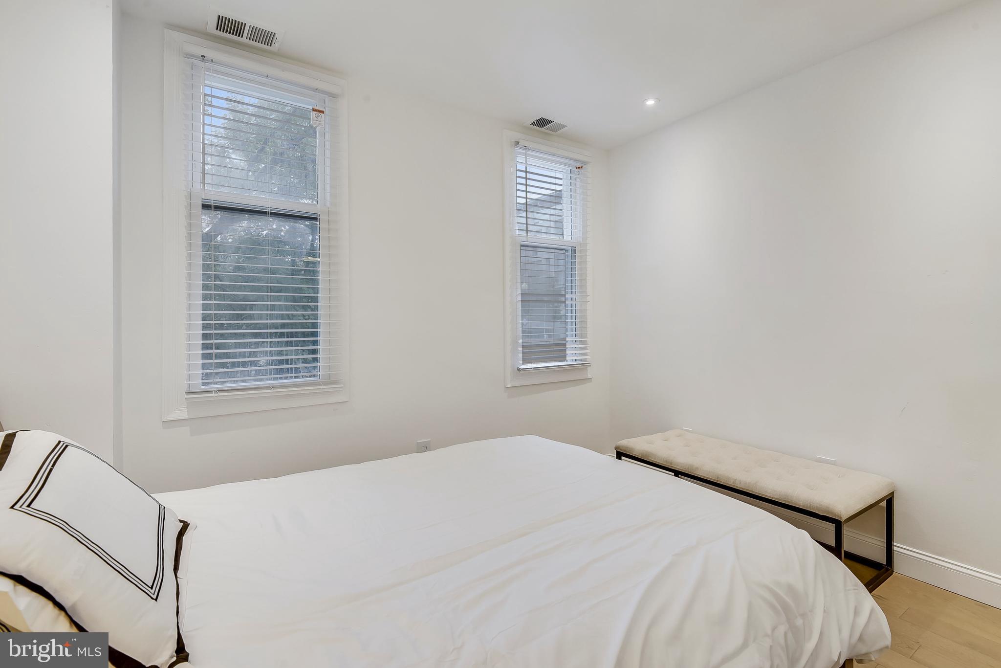 202 F Street Northeast Washington, DC 20002 - Photo 14 of 31 Gallery Image 14