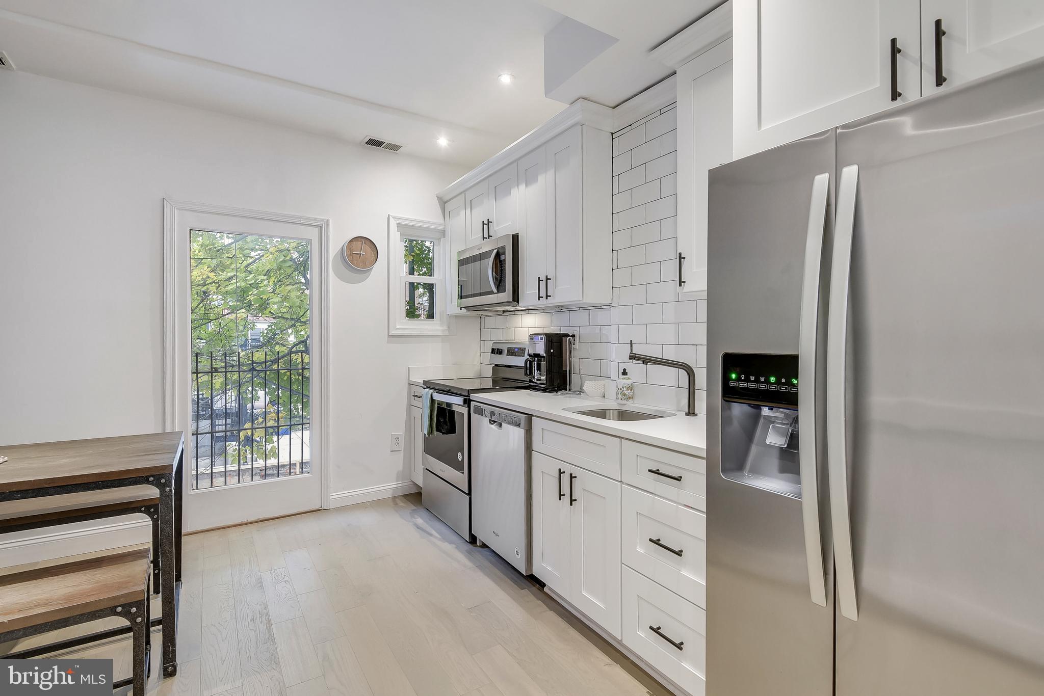 202 F Street Northeast Washington, DC 20002 - Photo 9 of 31 Gallery Image 9