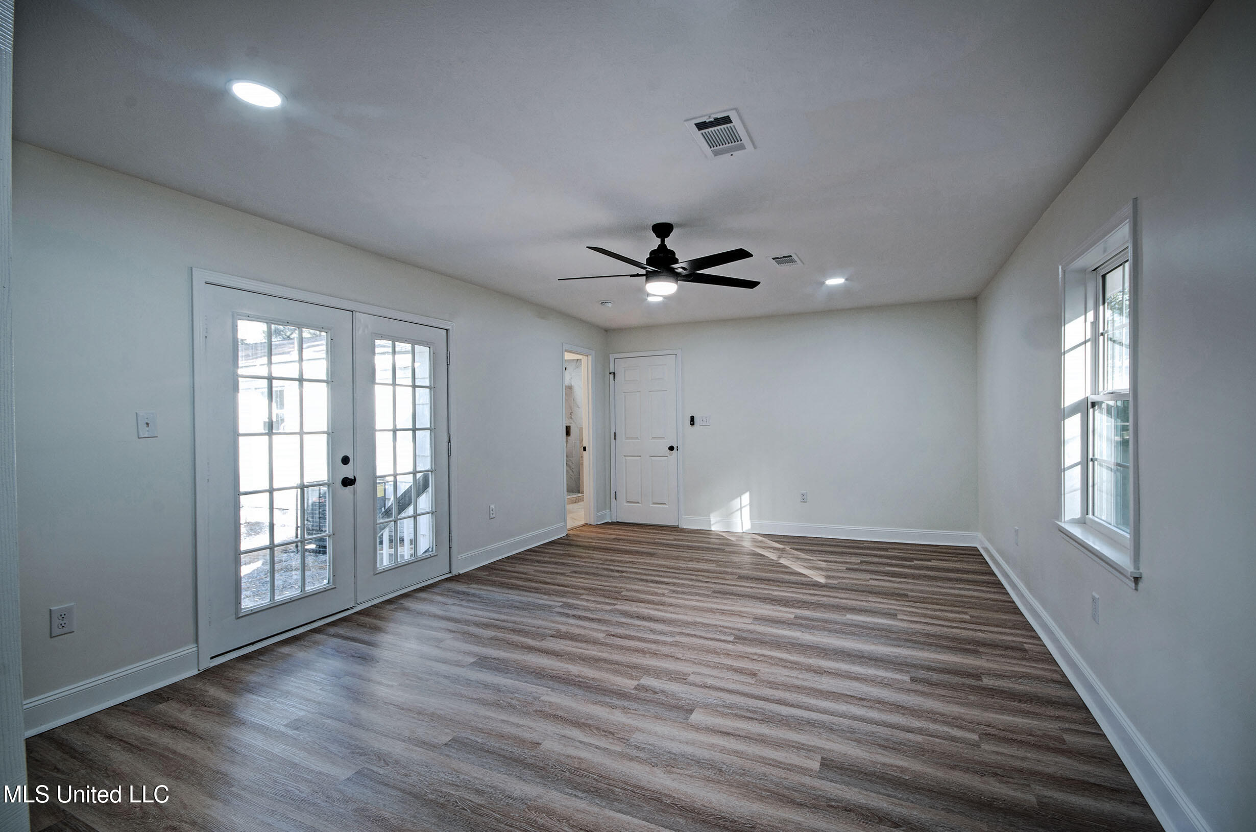 4313 Ridgewood Road Jackson, MS 39211 - Photo 22 of 26 IMGP6513_4_5