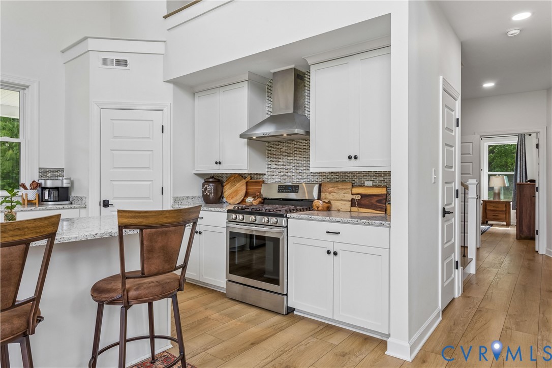 2016 Forge Road Toano, VA 23168 - Photo 58 of 99 Modern kitchen featuring white shaker cabinetry, g