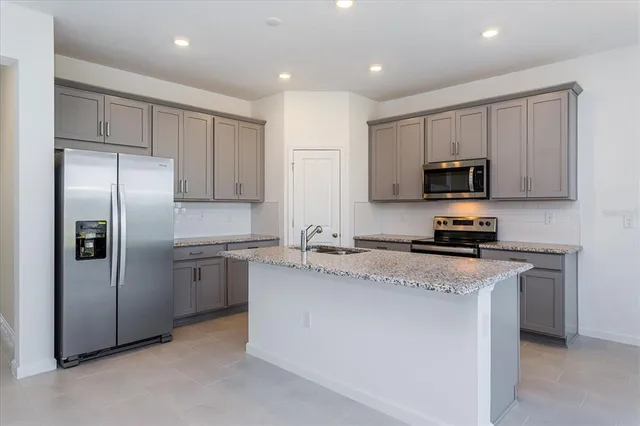 $363,714 | 2965 Supermarine Road, Tavares, FL 32778