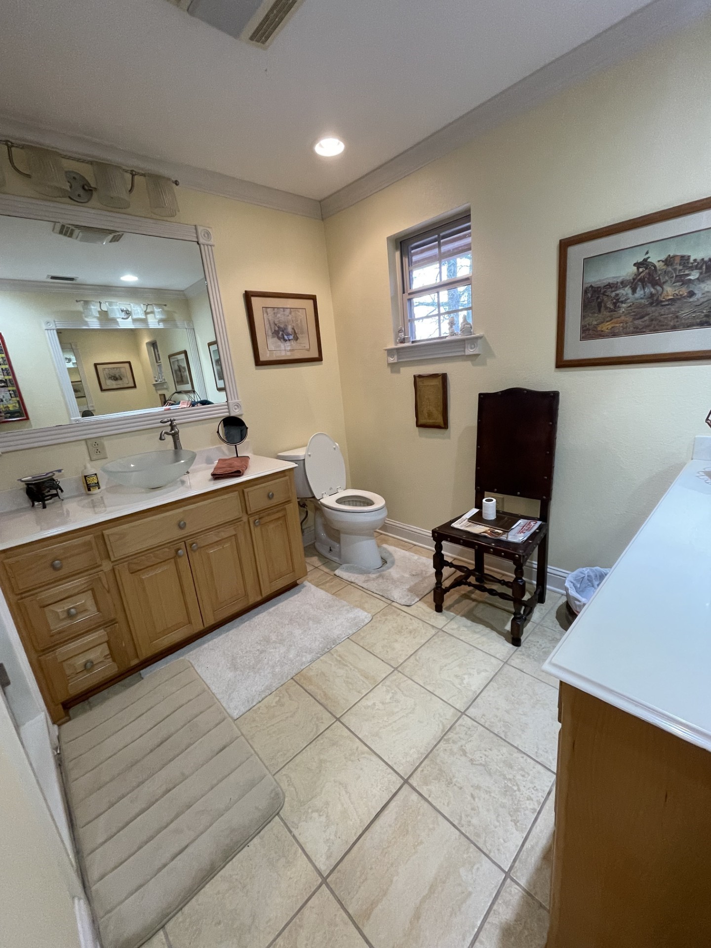 511 County Road 161 Long Branch, TX 75669 - Photo 16 of 32 a living room with furniture and a window