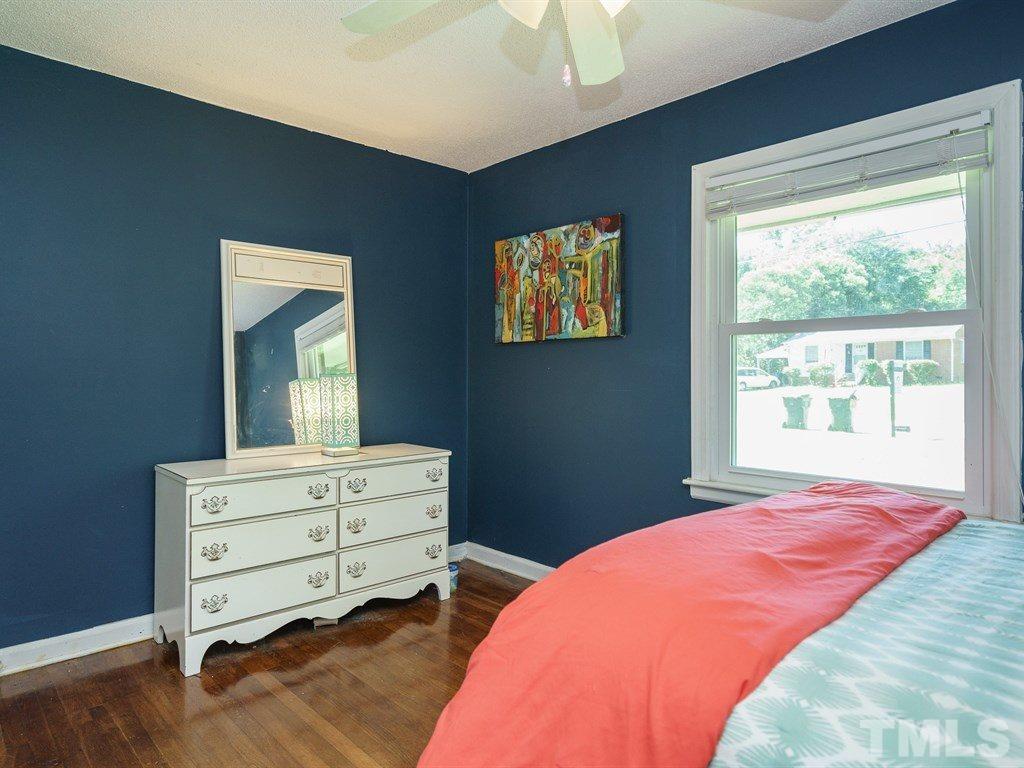 2315 Kennington Road Raleigh, NC 27610 - Photo 15 of 25