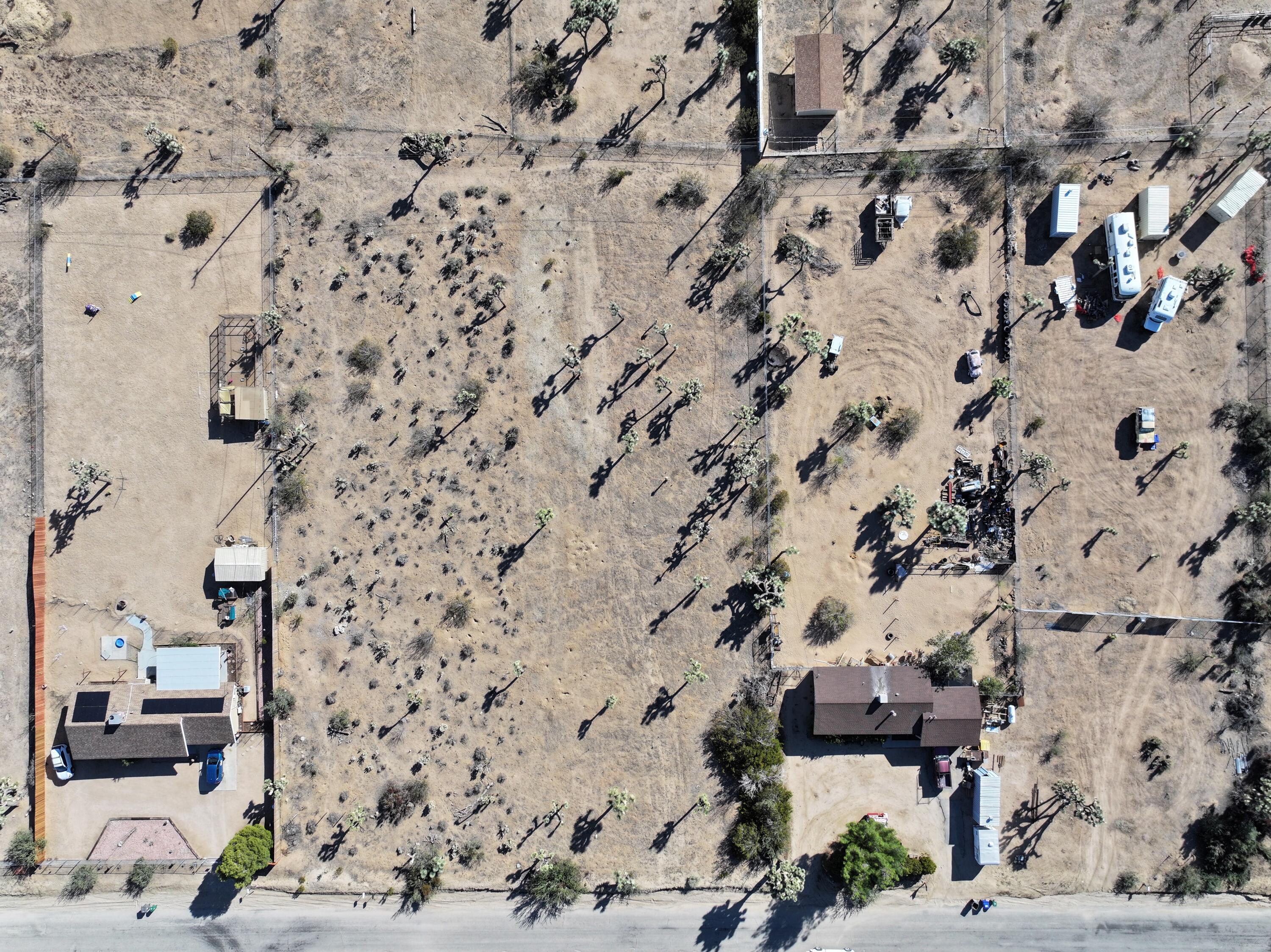 310 Sun Oro Road Yucca Valley, CA 92284 - Photo 9 of 20