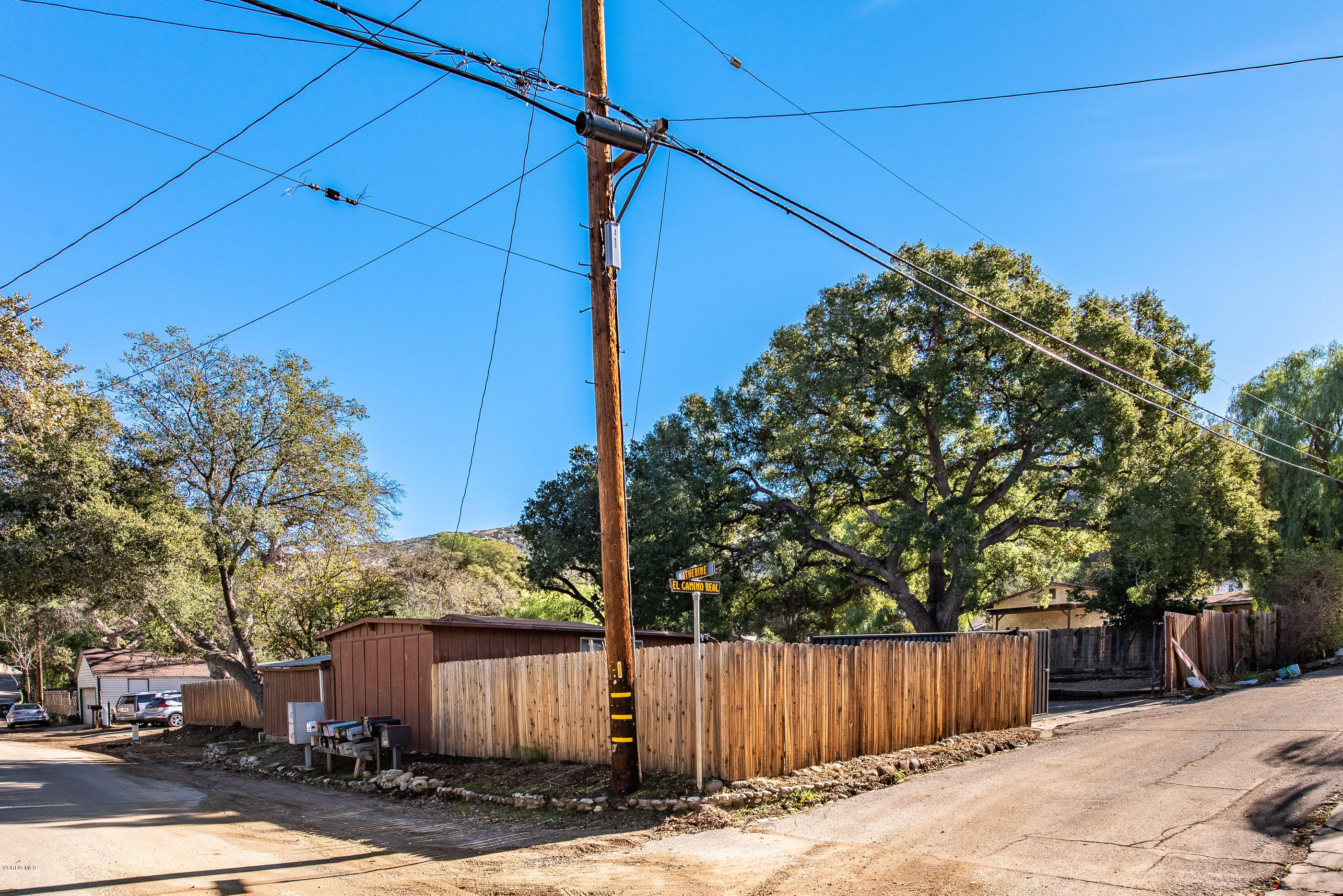 823 Katherine Road Simi Valley, CA 93063 - Photo 24 of 25 a view of a backyard