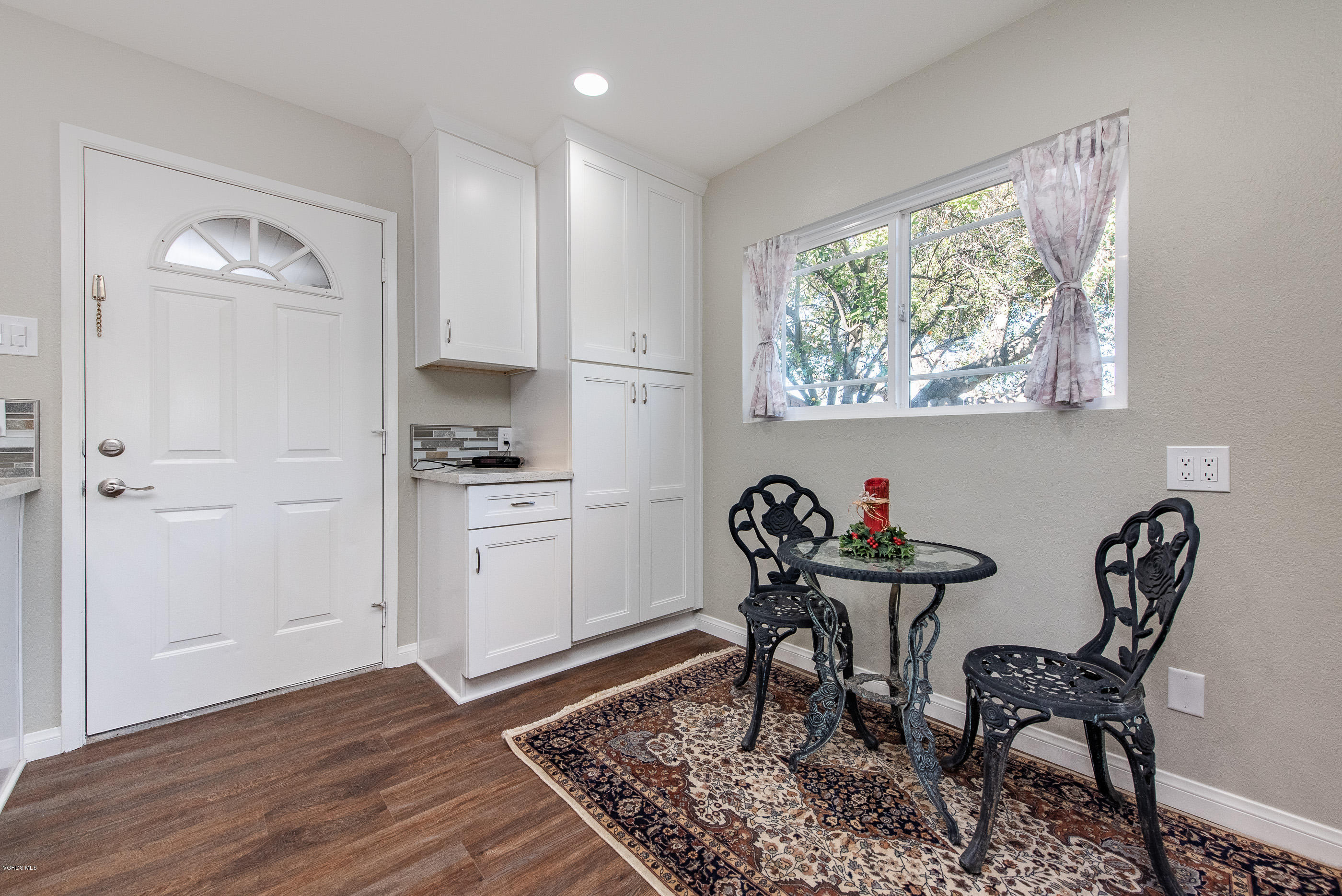 823 Katherine Road Simi Valley, CA 93063 - Photo 8 of 25 a living room with furniture and a window