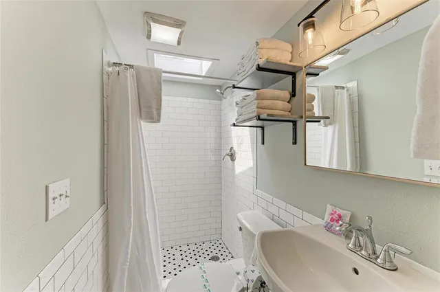 $1,494,590 | 12204 45th Ave Drive West, Cortez, FL 34215