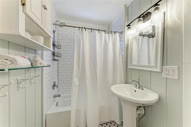 $1,494,590 | 12204 45th Ave Drive West, Cortez, FL 34215