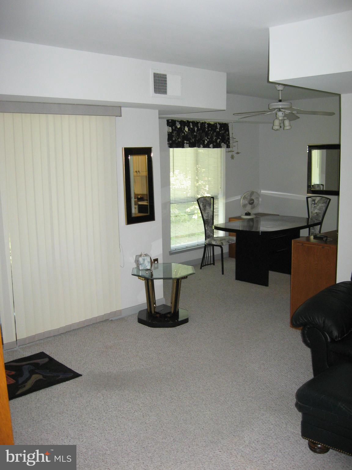 17804 Buehler Road, Unit 145 Olney, MD 20832 - Photo 2 of 22 Living Room