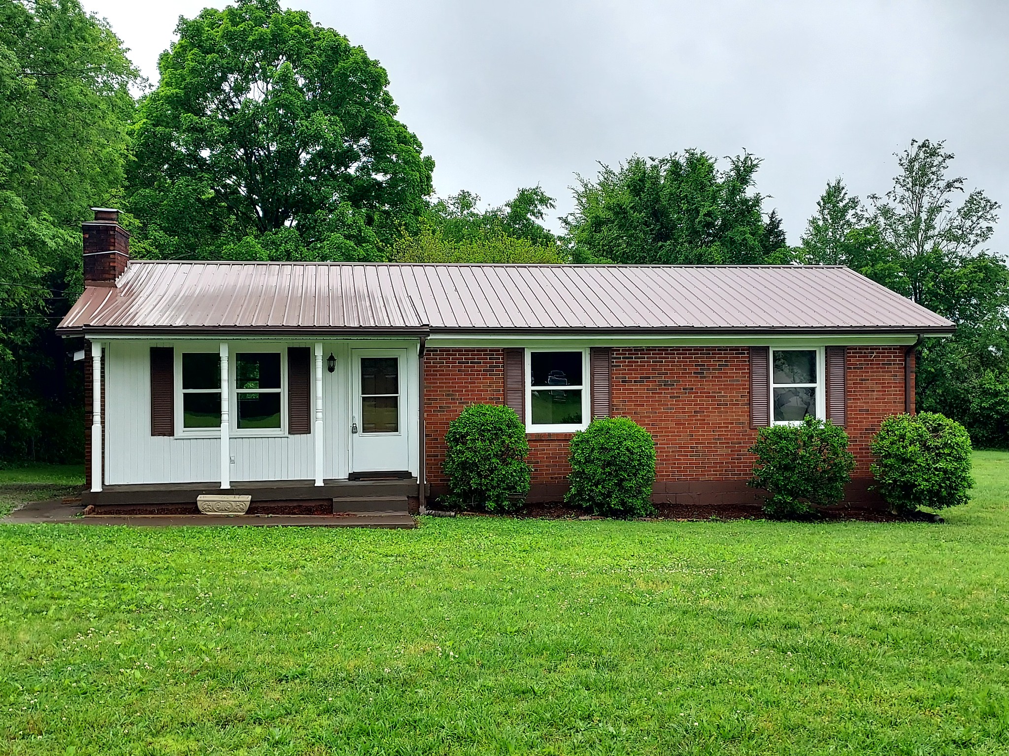 406 Hurricane Grove Rd  