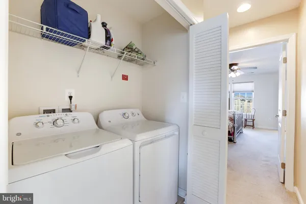 a view of utility room