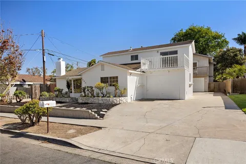 $1,699,000 | 685 Center Street, Costa Mesa, CA 92627