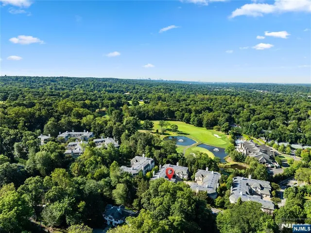 $2,395,000 | 311 Bellaire Drive, Demarest, NJ 07627