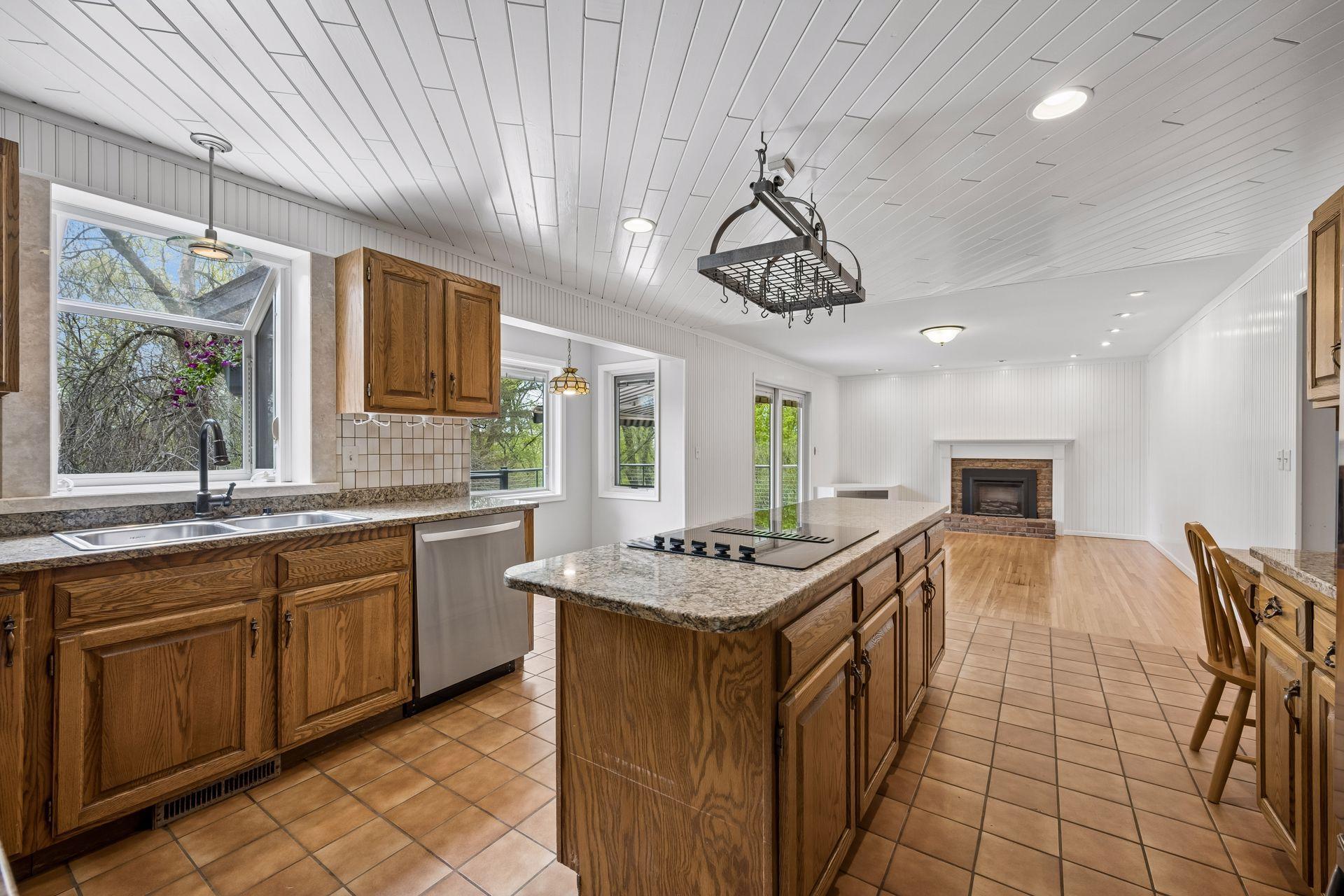 3895 Independence Road Independence, MN 55359 - Photo 10 of 66