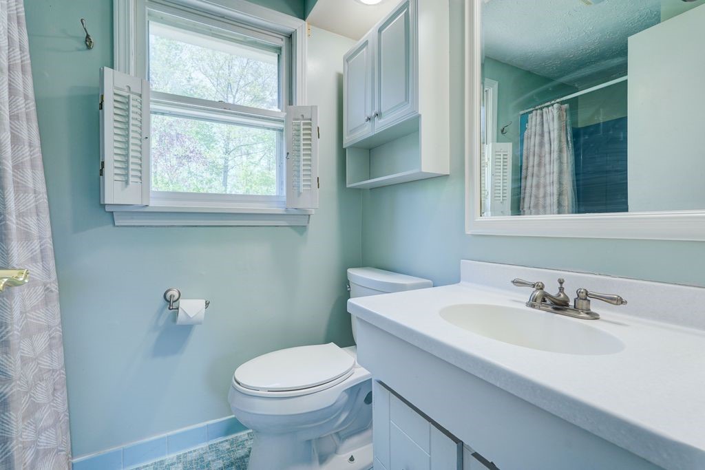 44 Latchmere Drive Victor, NY 14564 - Photo 29 of 50 EN-SUITE PRIMARY BATH WITH SHOWER TO THE LEFT, TIL