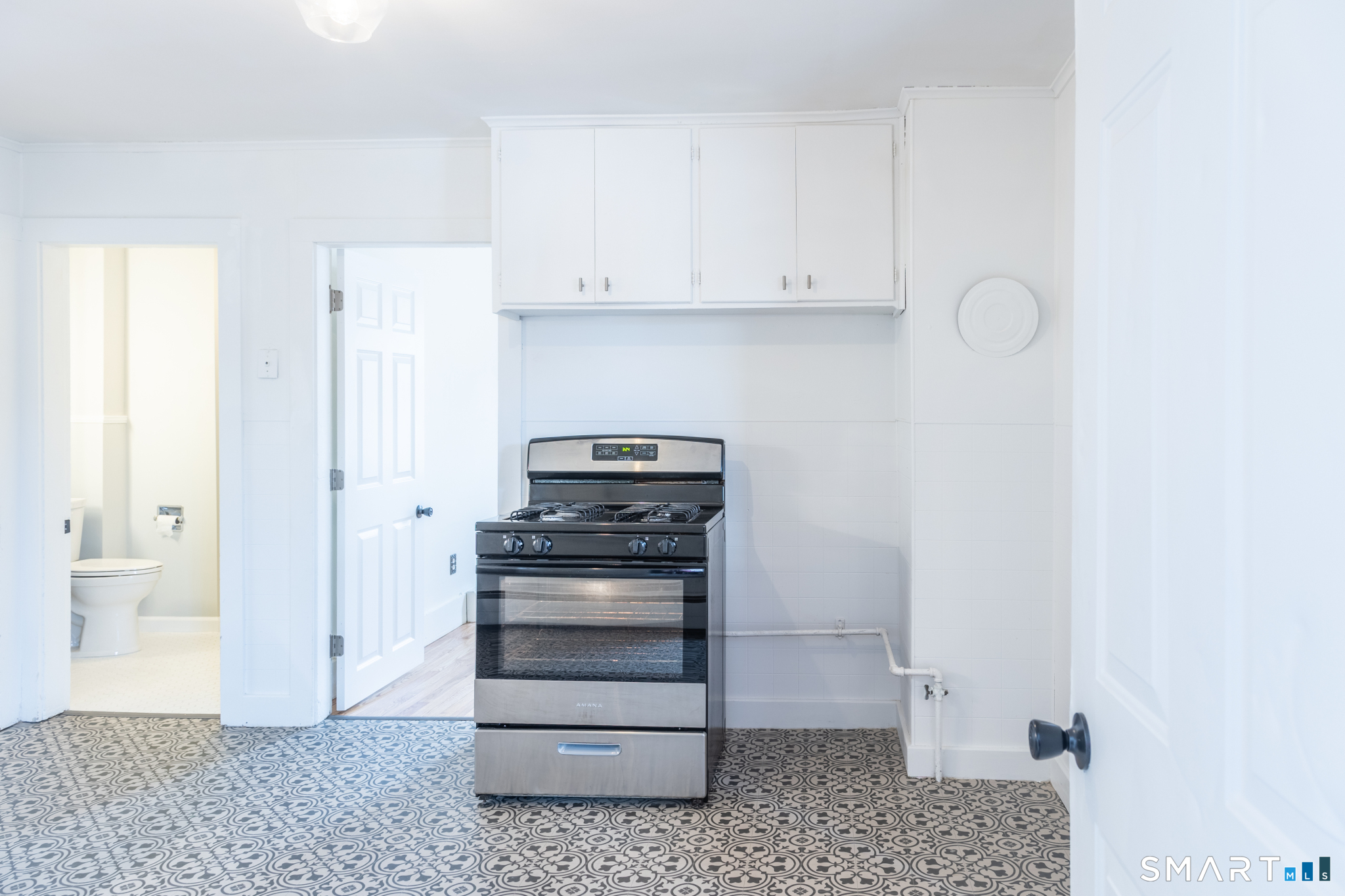 84 Front Street Putnam, CT 06260 - Photo 16 of 29