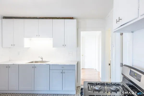 $1,750 | 84 Front Street, Putnam, CT 06260