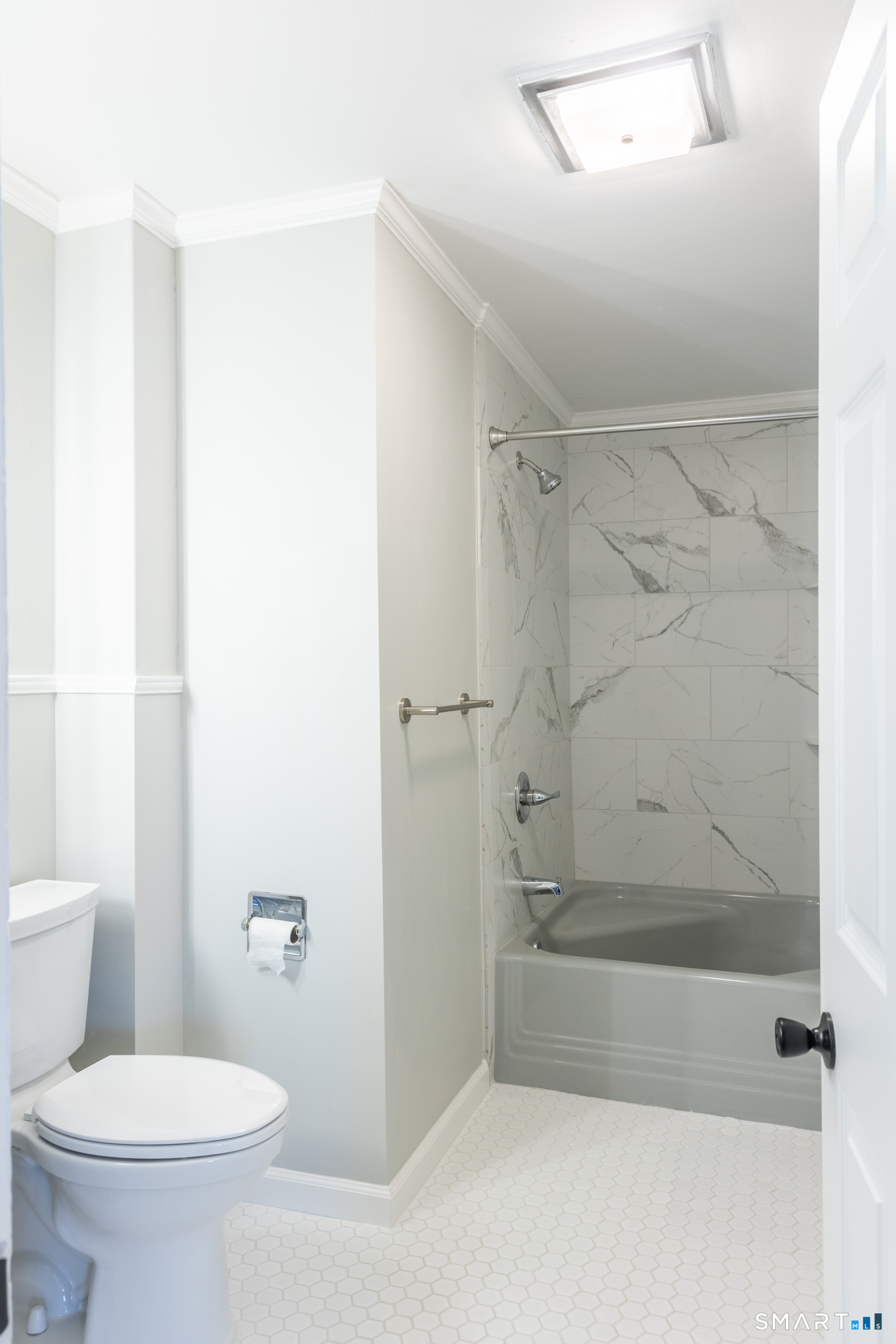 84 Front Street Putnam, CT 06260 - Photo 6 of 29