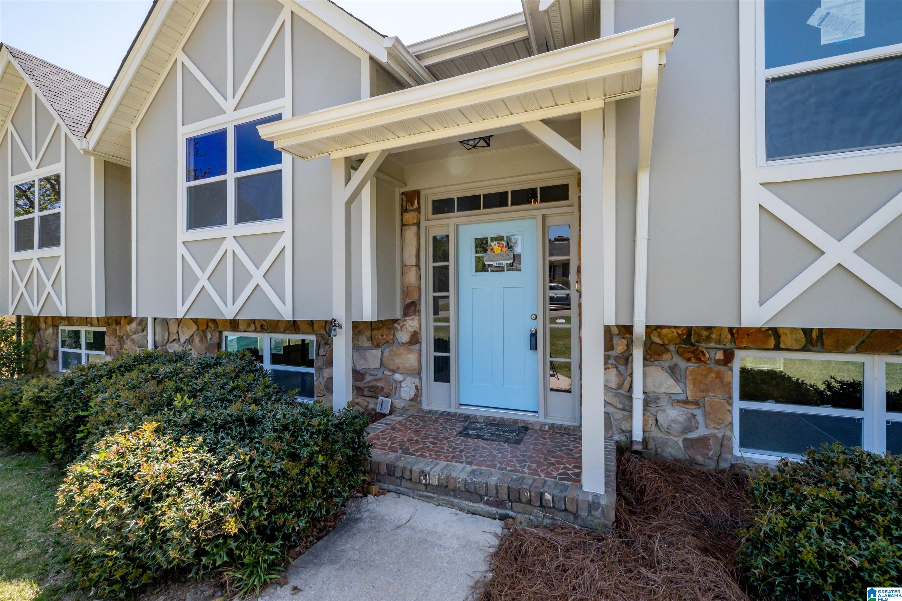 3456 Hurricane Road Birmingham, AL 35226 - Photo 2 of 46