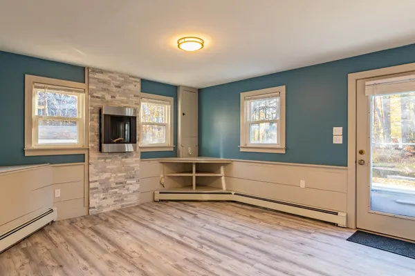 $579,000 | 33 Chandler Brook Road, Newbury, NH 03255