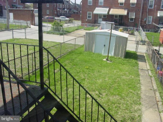 3902 Cedardale Road Baltimore, MD 21215 - Photo 4 of 16 Exterior (Rear)