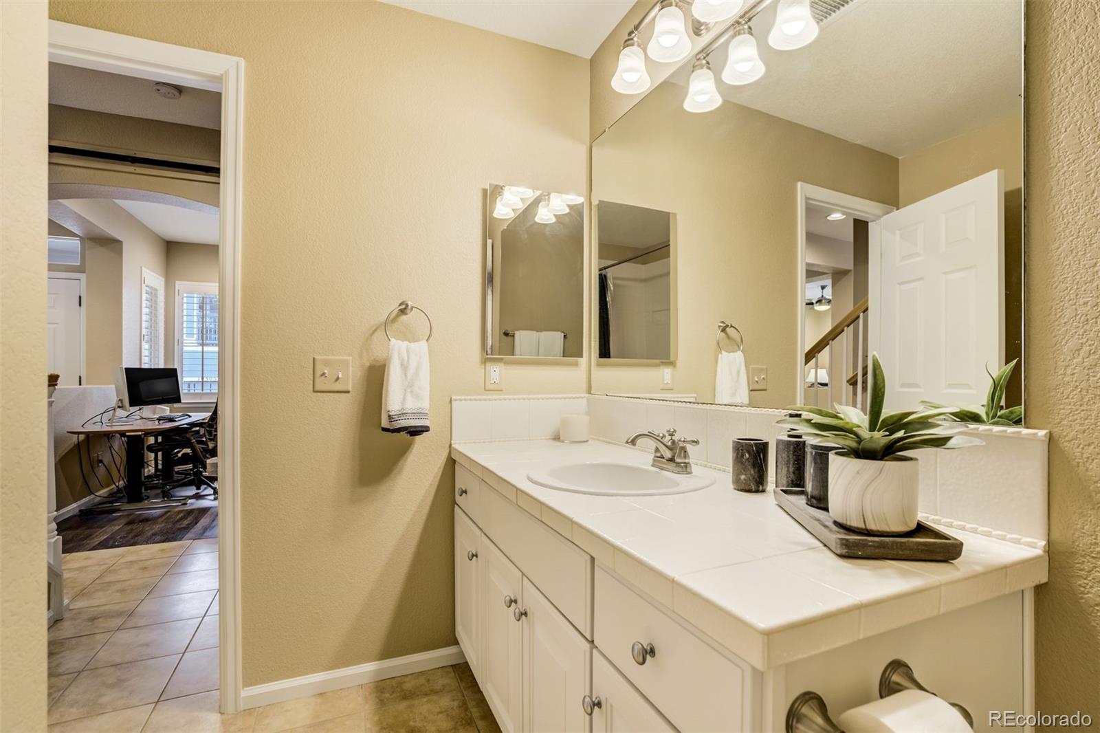 10311 Sedge Grass Way Highlands Ranch, CO 80129 - Photo 23 of 50