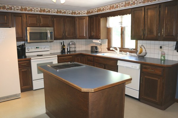 30 Bellingham Road Blackstone, MA 01504 - Photo 7 of 15 Gallery Image 7