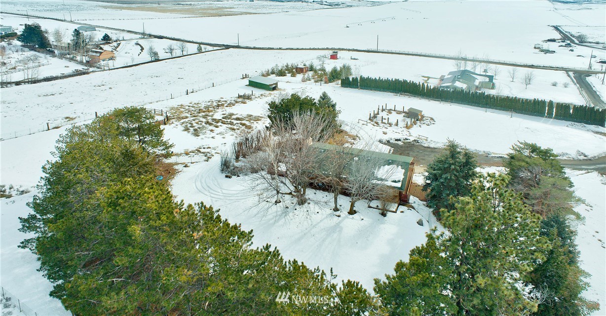 1510 Freimuth Road Selah, WA 98942 - Photo 2 of 21 Gallery Image 2