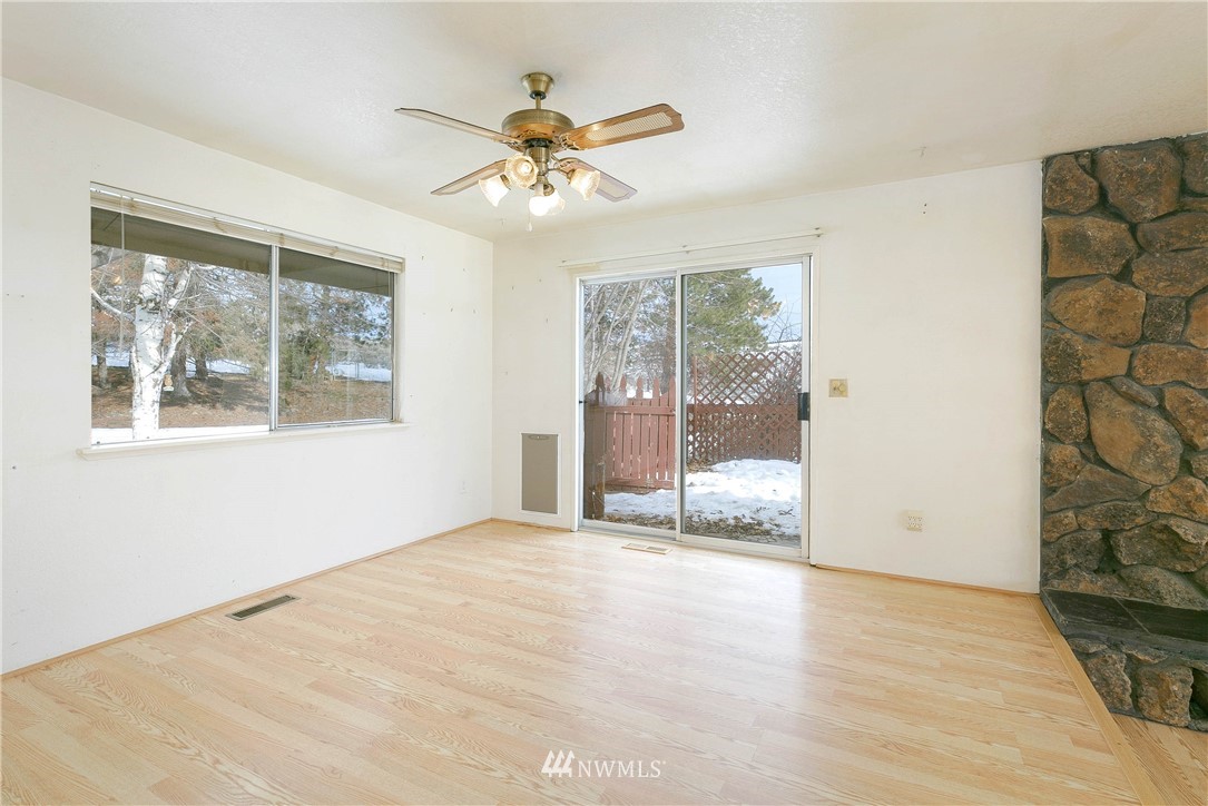 1510 Freimuth Road Selah, WA 98942 - Photo 7 of 21 Gallery Image 7