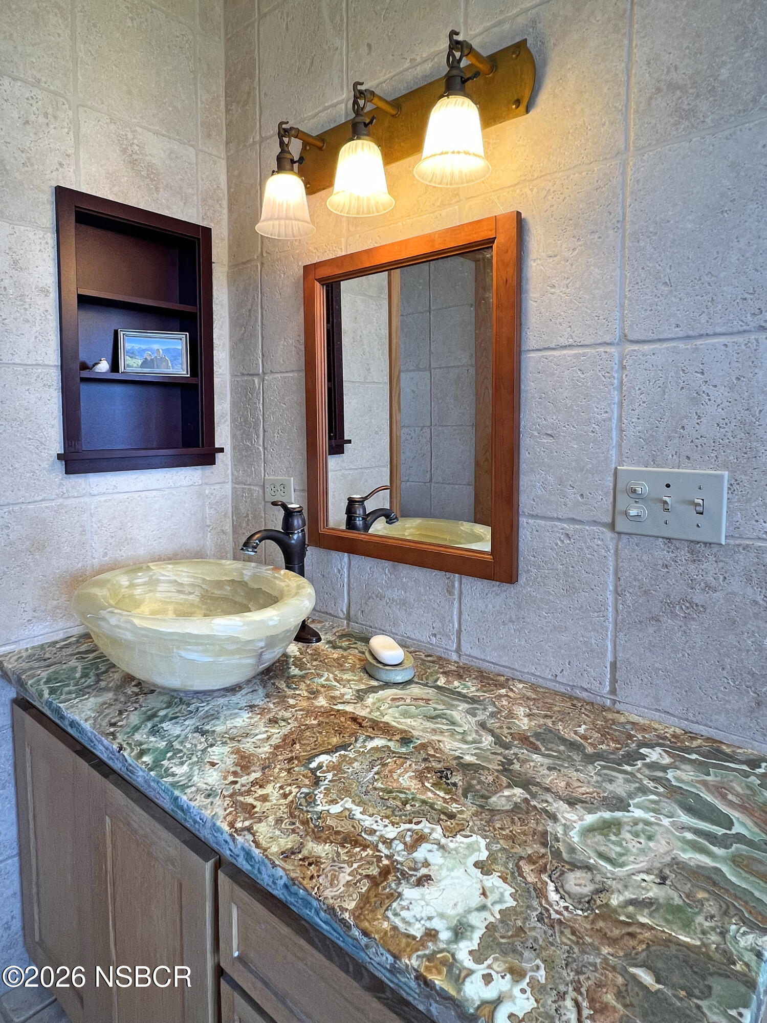 3300 Catalina Road Lompoc, CA 93436 - Photo 18 of 41 Primary Bath