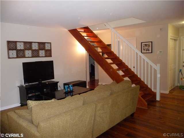 3105 Liberty Oaks Road Midlothian, VA 23112 - Photo 4 of 12 Living Room