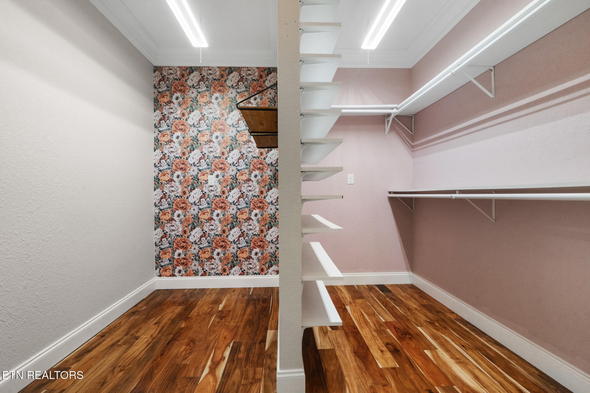 5728 Hickory Valley Road Heiskell, TN 37754 - Photo 21 of 57