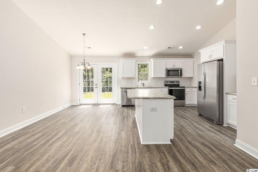 112 Violet Way Loris, SC 29569 - Photo 5 of 31 Gallery Image 5