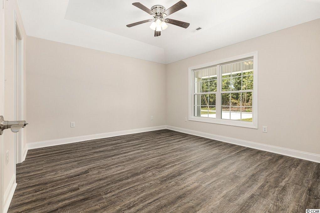 112 Violet Way Loris, SC 29569 - Photo 10 of 31 Gallery Image 10