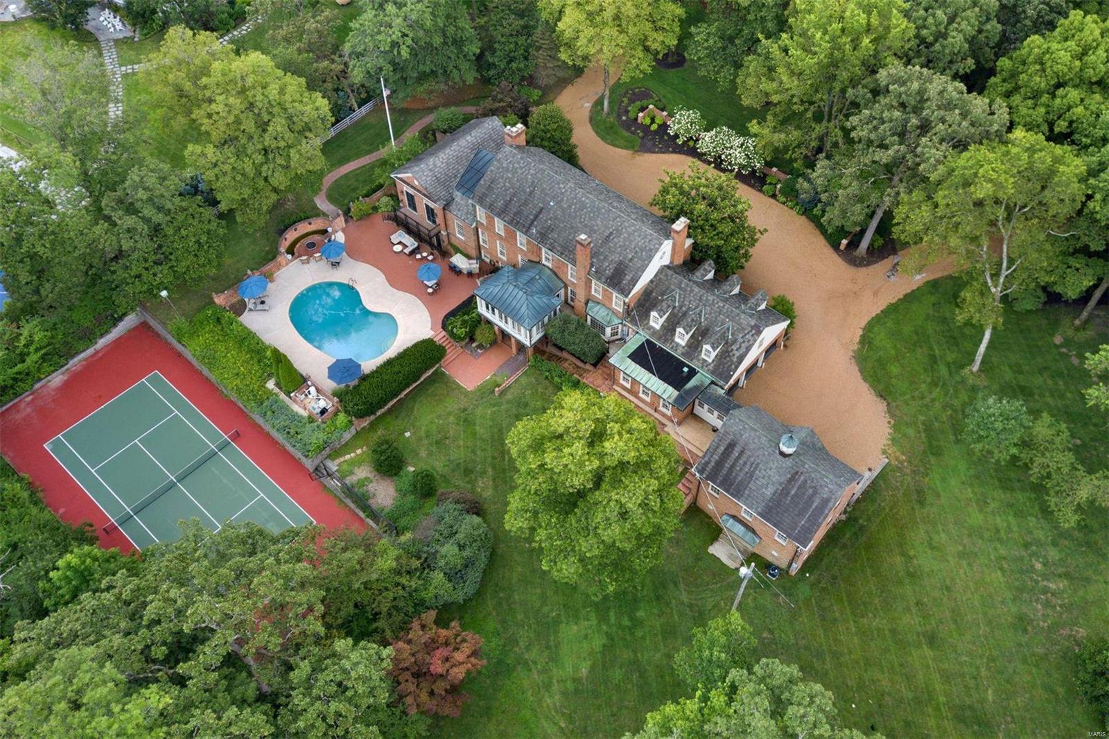 9875 Litzsinger Road Ladue, MO 63124 - Photo 47 of 47 Gallery Image 47