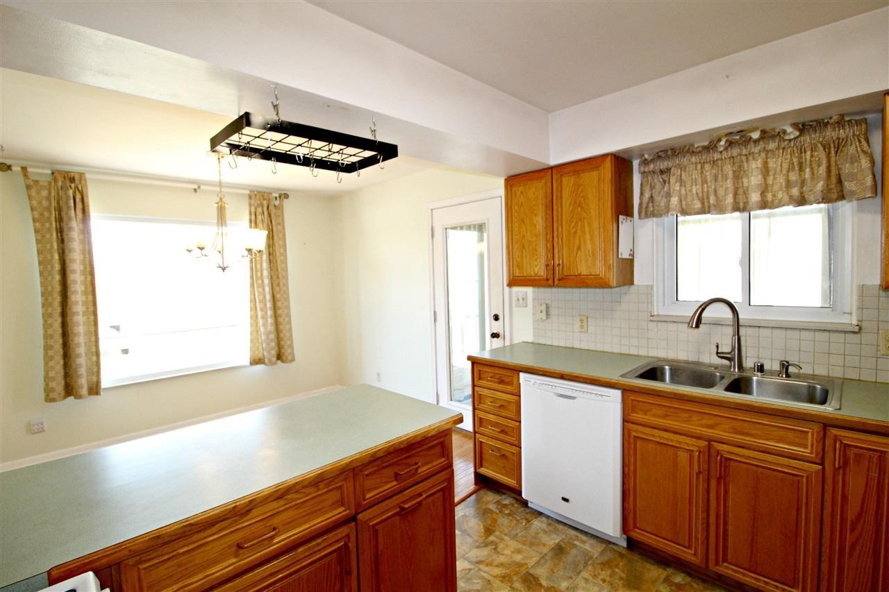 6333 Elms Road Flushing, MI 48433 - Photo 8 of 24 21443797-7.JPG