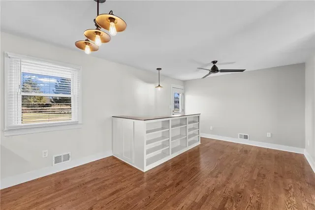 $325,000 | 4223 East 42nd Street Court, Independence, MO 64055