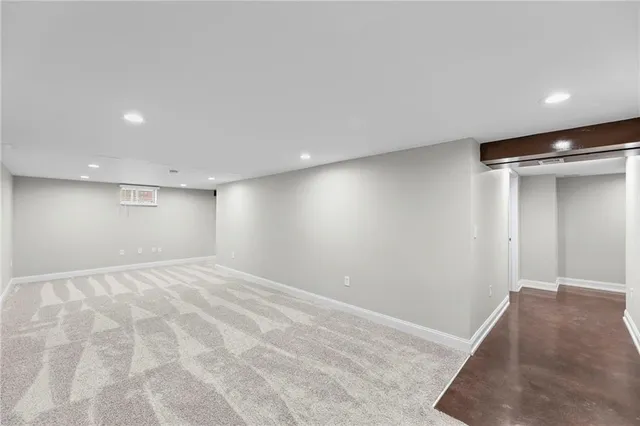 $325,000 | 4223 East 42nd Street Court, Independence, MO 64055