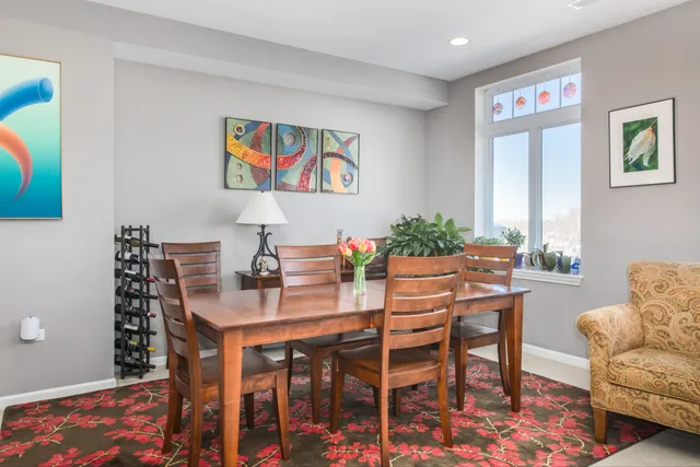 $3,900 | 120 North Northwest Highway, Unit 506, Park Ridge, IL 60068