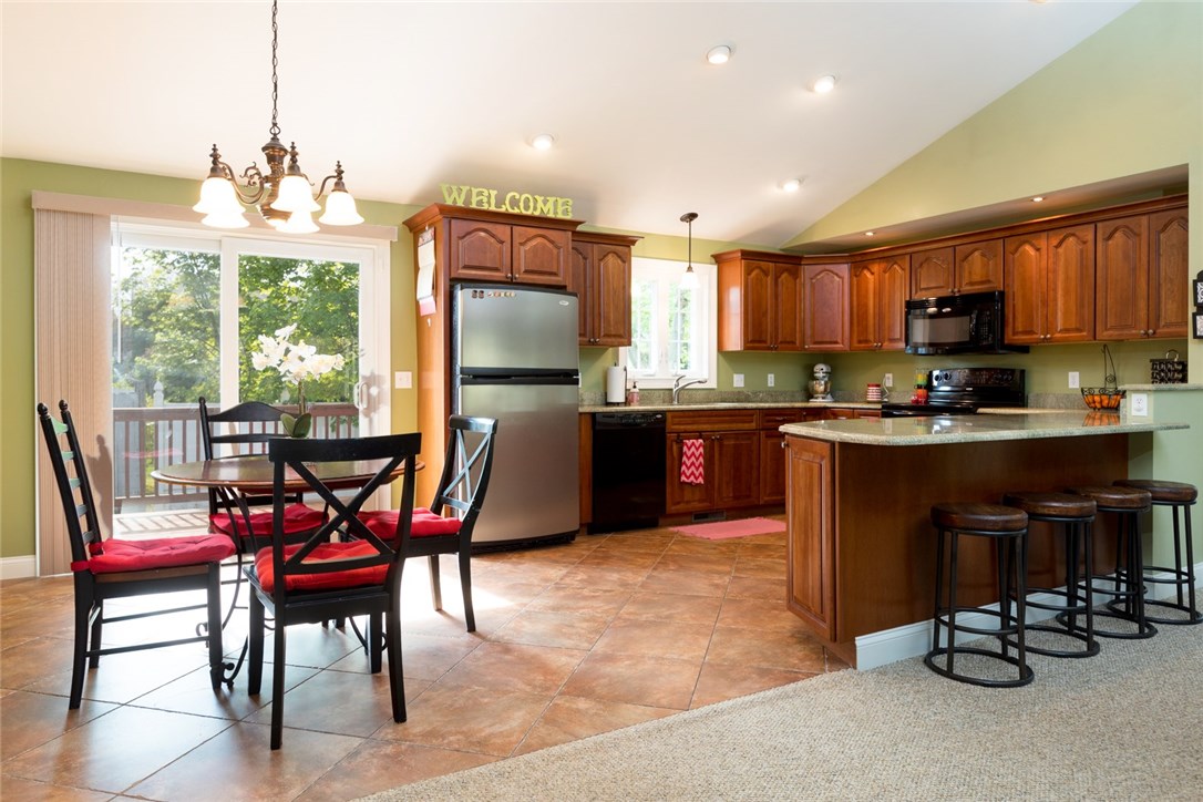 285 Potowomut Road Warwick, RI 02818 - Photo 11 of 39 Gallery Image 11